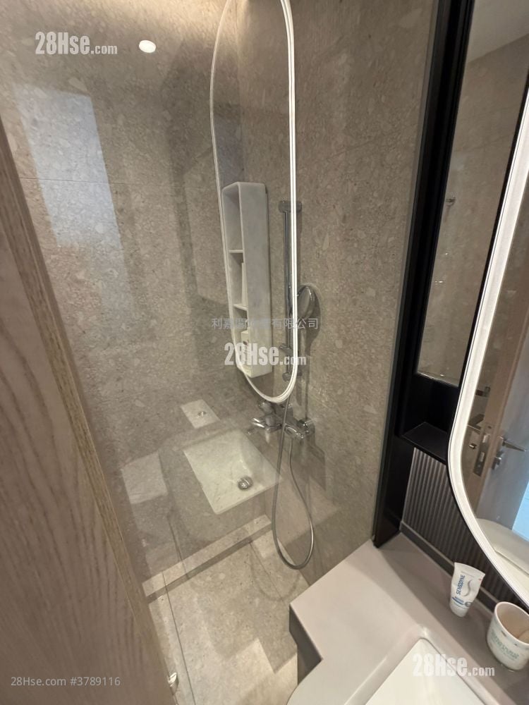 Sierra Sea 售盘 2 房 , 1 浴室 400 平方尺