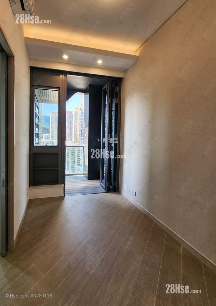 晓柏峰 售盘 1 房 , 1 浴室 305 平方尺