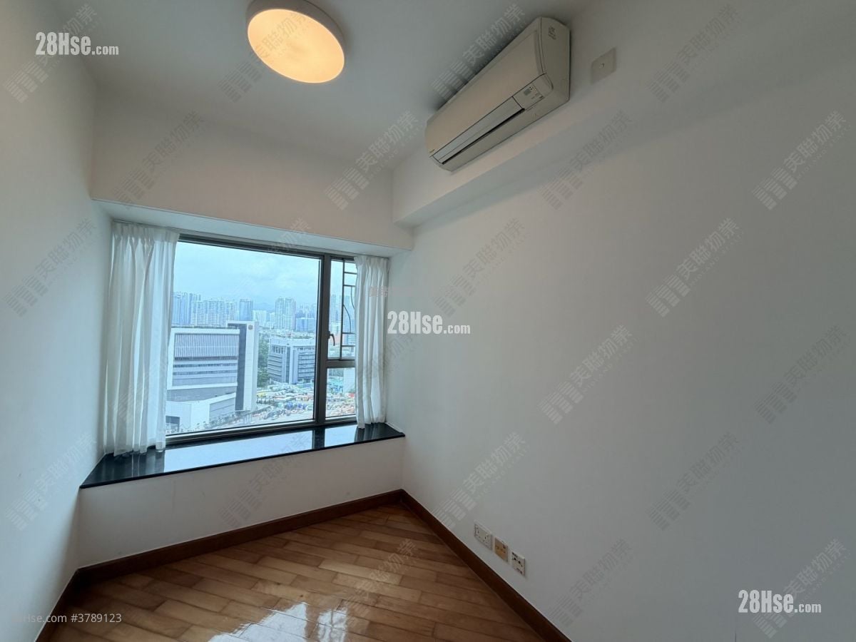 Sorrento Rental 3 Bedrooms , 2 Bathrooms 853 ft²