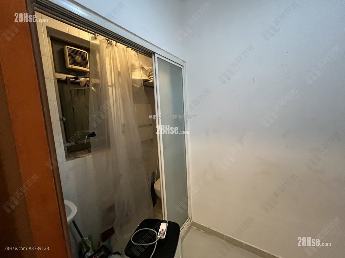 Sorrento Rental 3 Bedrooms , 2 Bathrooms 853 ft²