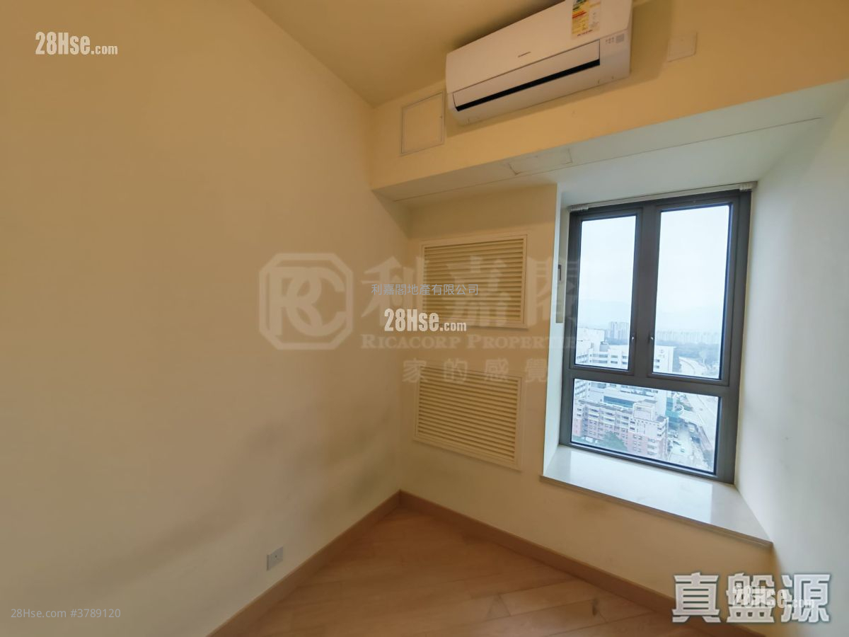 Grand Yoho Sell 3 Bedrooms , 3 Bathrooms 777 ft²