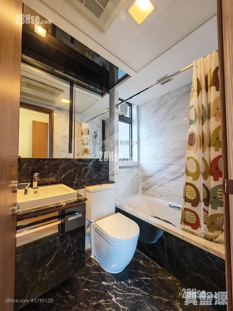 Grand Yoho Sell 3 Bedrooms , 3 Bathrooms 777 ft²