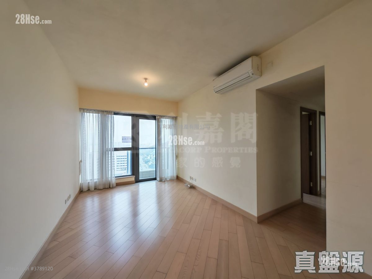 Grand Yoho Sell 3 Bedrooms , 3 Bathrooms 777 ft²