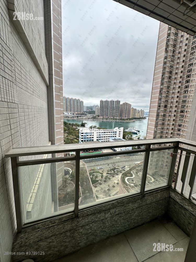 City Point Sell 3 Bedrooms , 2 Bathrooms 713 ft²