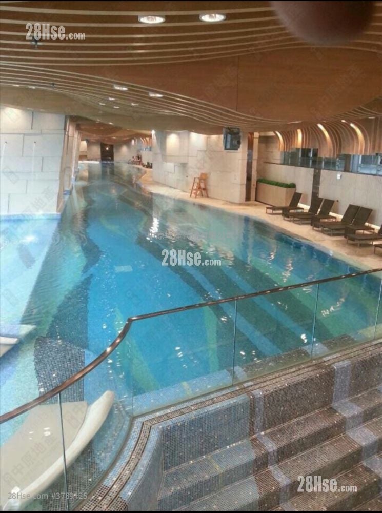 City Point Sell 3 Bedrooms , 2 Bathrooms 713 ft²