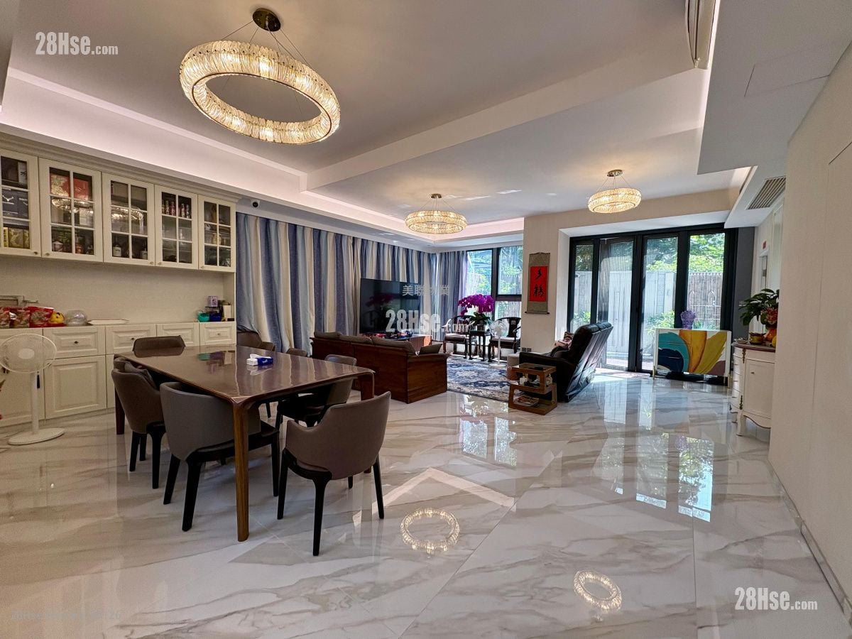 厅: 迎海 售盘 4 房 , 5+ 浴室 2,600 平方尺