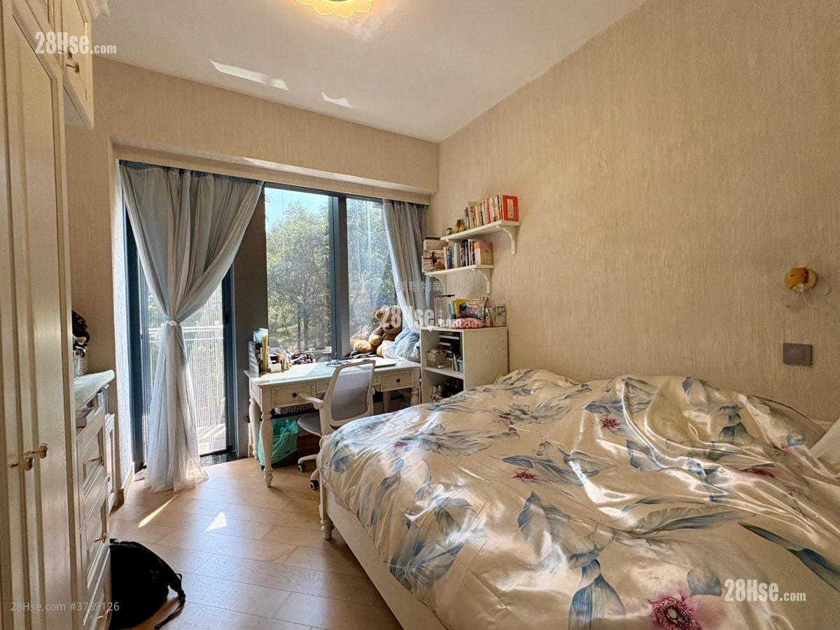 睡房 2: 迎海 售盘 4 房 , 5+ 浴室 2,600 平方尺