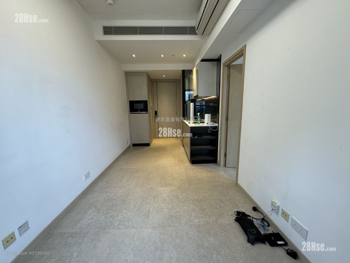 Downtown 38 售盘 1 房 , 1 浴室 309 平方尺