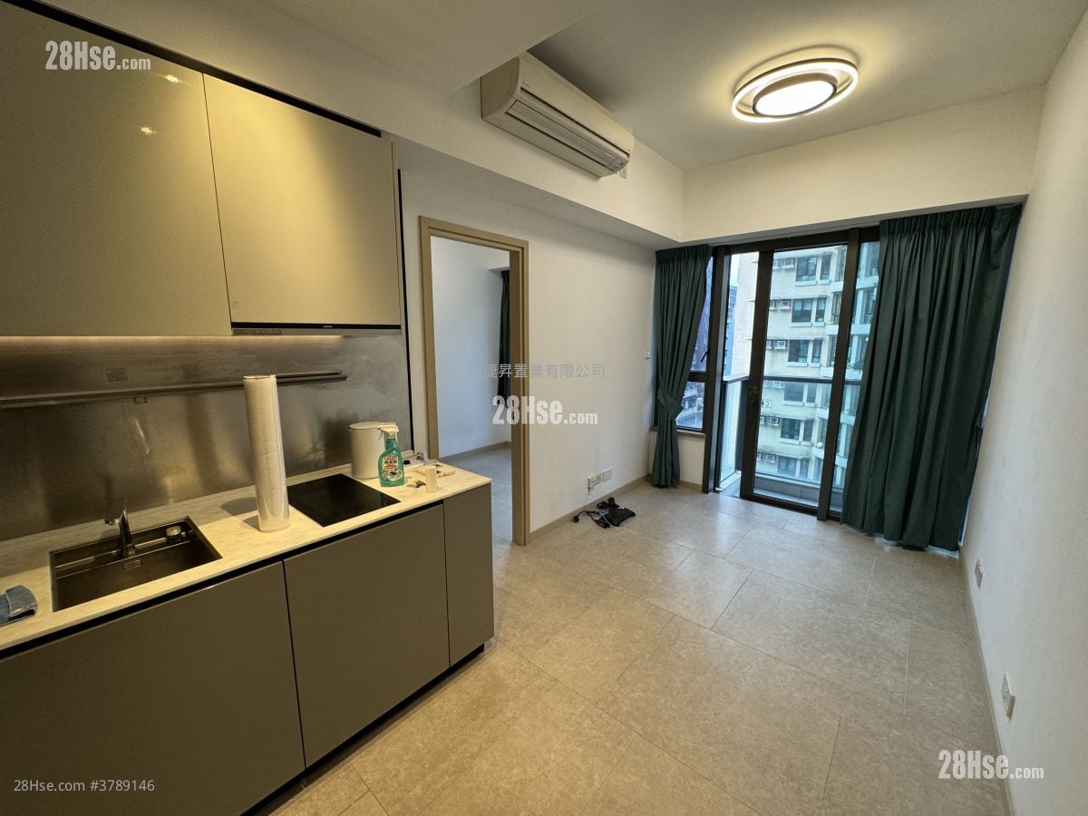 Downtown 38 售盘 1 房 , 1 浴室 309 平方尺