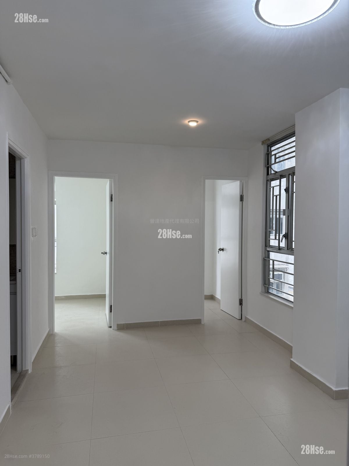 黄金阁 租盘 2 房 , 1 浴室 329 平方尺