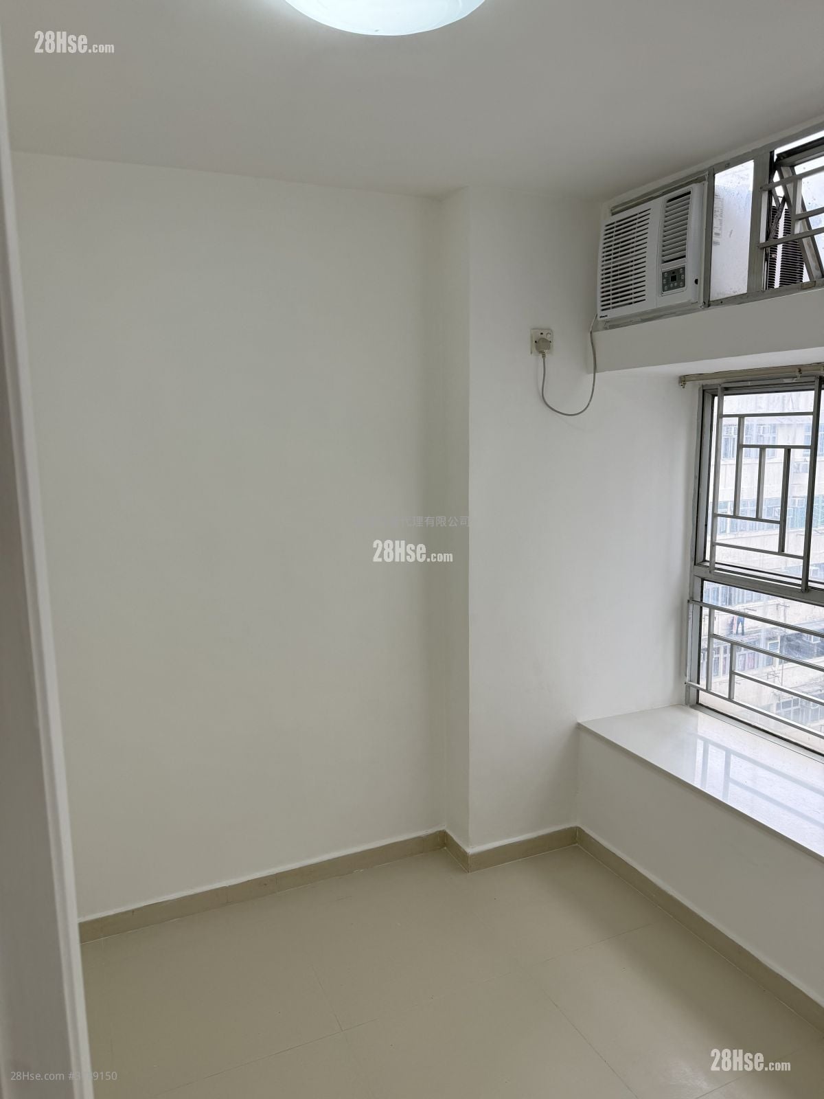 黄金阁 租盘 2 房 , 1 浴室 329 平方尺