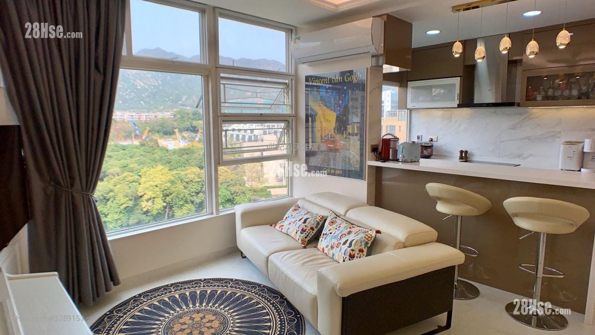 The Hillgrove Sell 4 Bedrooms , 3 Bathrooms 861 ft²