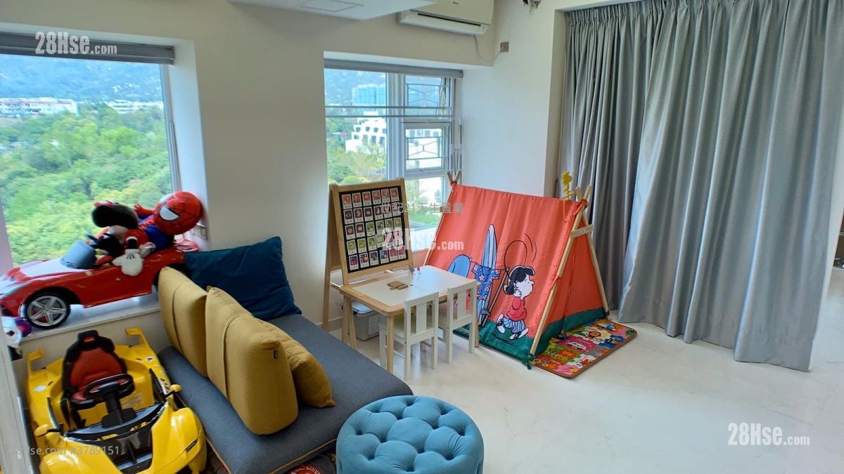 The Hillgrove Sell 4 Bedrooms , 3 Bathrooms 861 ft²