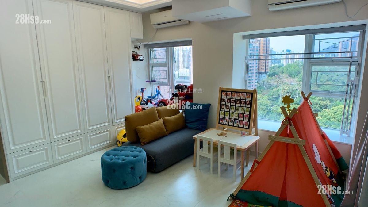 The Hillgrove Sell 4 Bedrooms , 3 Bathrooms 861 ft²