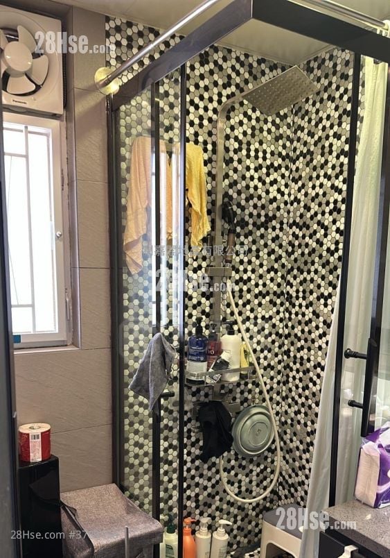 天盛苑 售盘 3 房 650 平方尺