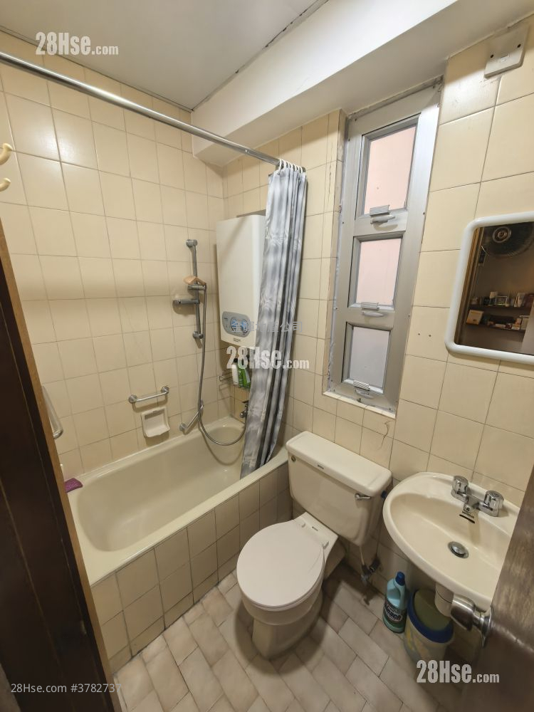 Kimberd Court Sell 1 Bedroom , 1 Bathroom 356 ft²