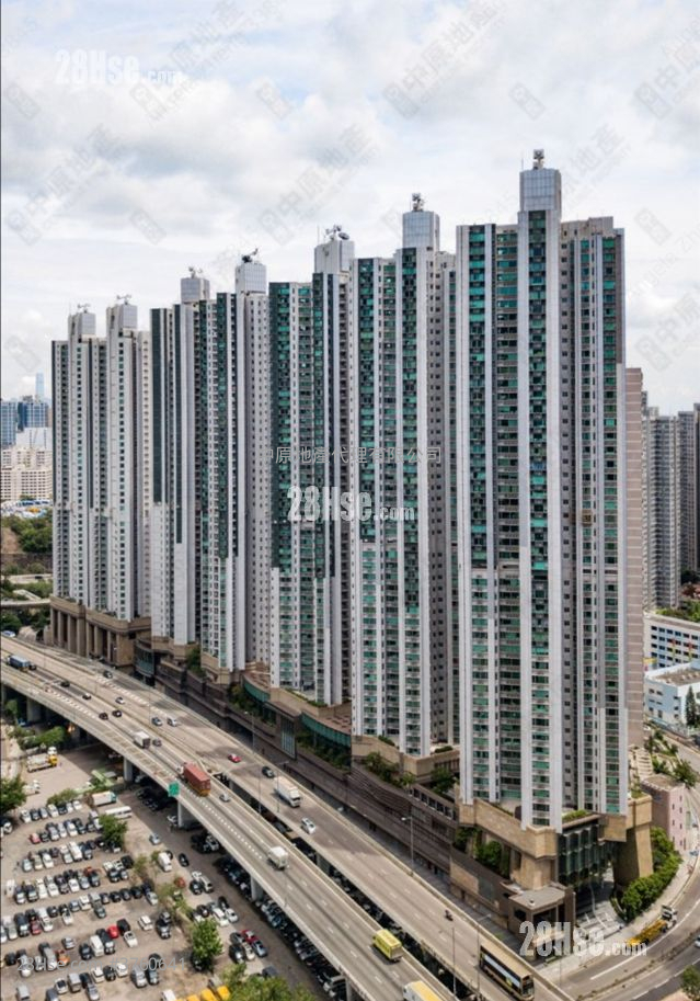 环宇海湾 售盘 4 房 , 3 浴室 854 平方尺