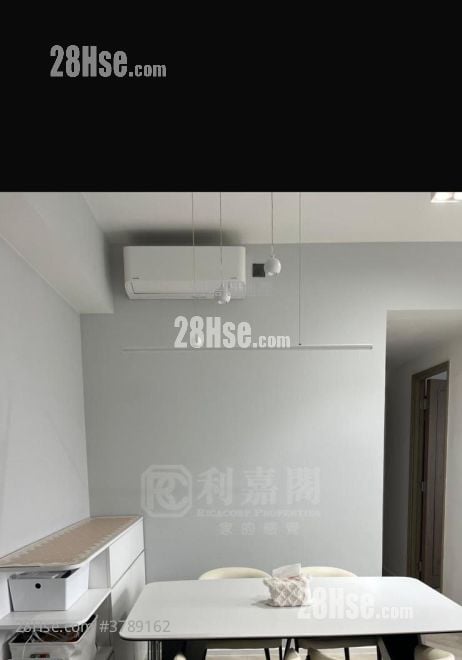 Grand Jeté Sell 3 Bedrooms , 2 Bathrooms 722 ft²