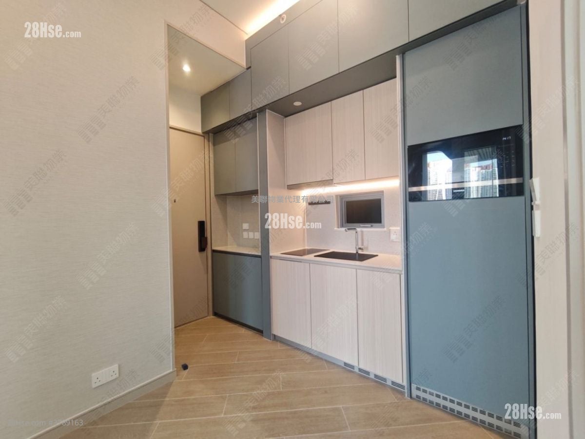 晓柏峰 售盘 1 房 305 平方尺