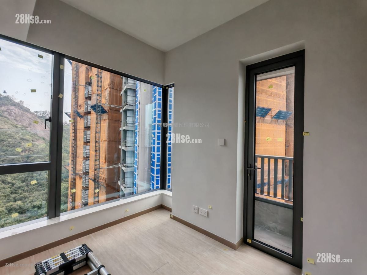 Chill Residence Rental 2 Bedrooms , 1 Bathroom 474 ft²