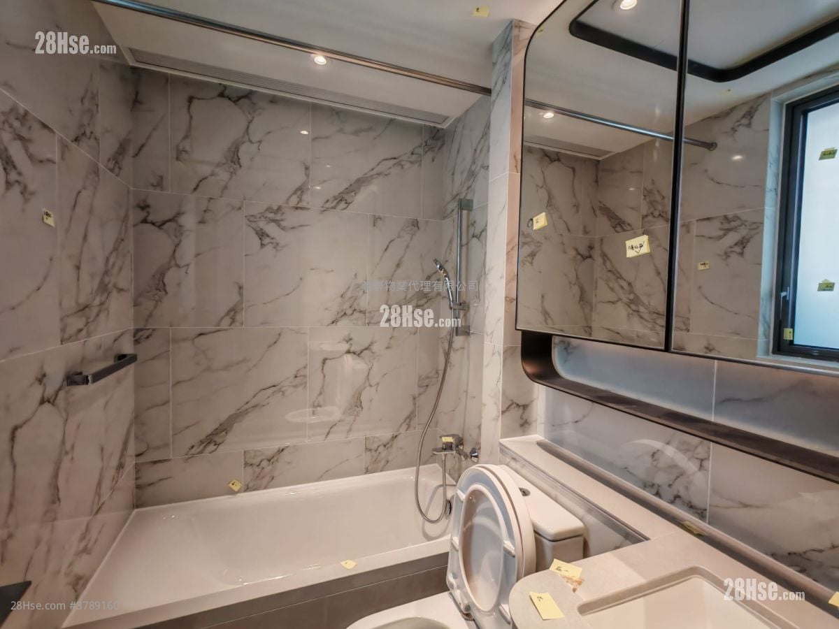 Chill Residence Rental 2 Bedrooms , 1 Bathroom 474 ft²