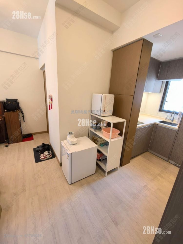 Astoria Crest Sell 2 Bedrooms 455 ft²