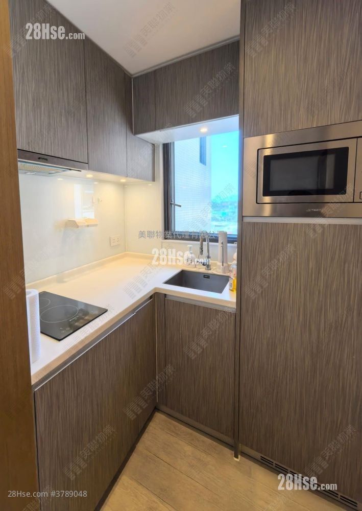 Astoria Crest Sell 2 Bedrooms 455 ft²