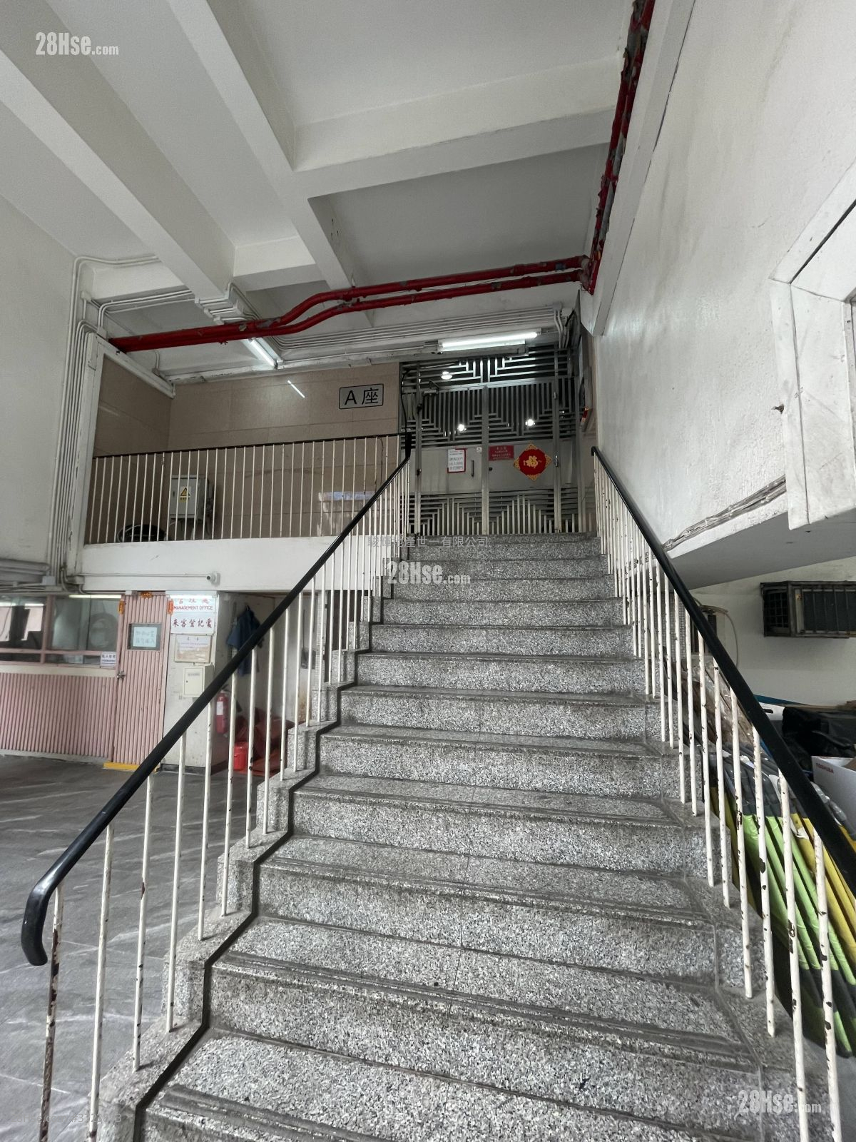 Tak Bo Building Sell 2 Bedrooms , 1 Bathroom 407 ft²