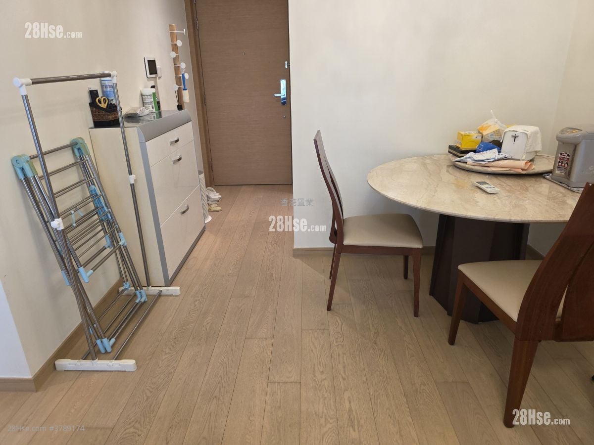 Mantin Heights Rental 2 Bedrooms , 1 Bathroom 609 ft²