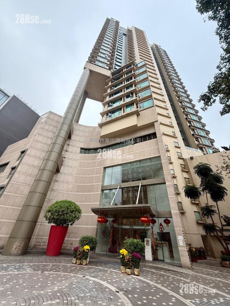 The Bloomsville Sell 3 Bedrooms 704 ft²