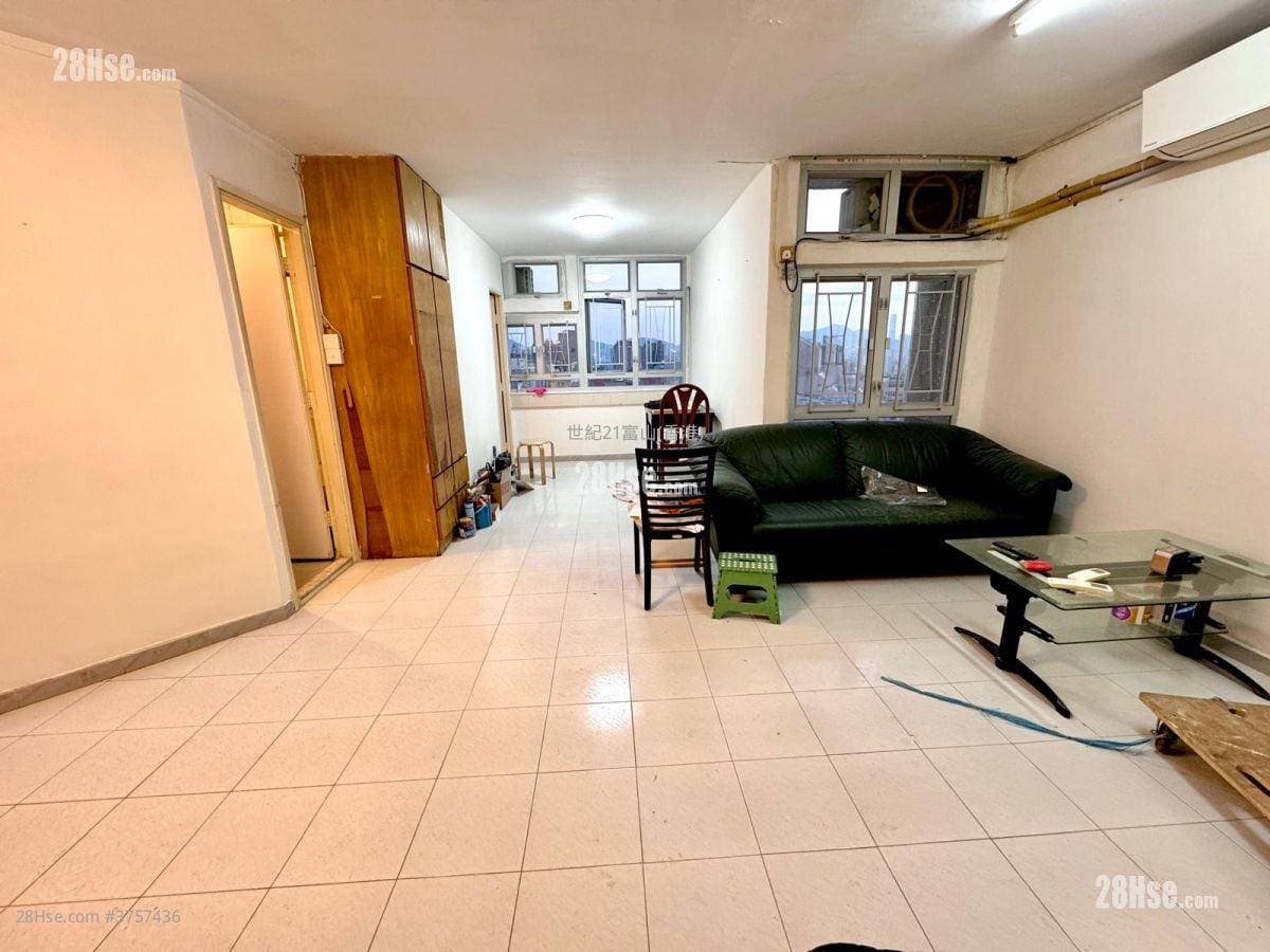 凤德邨 售盘 2 房 , 1 浴室 443 平方尺