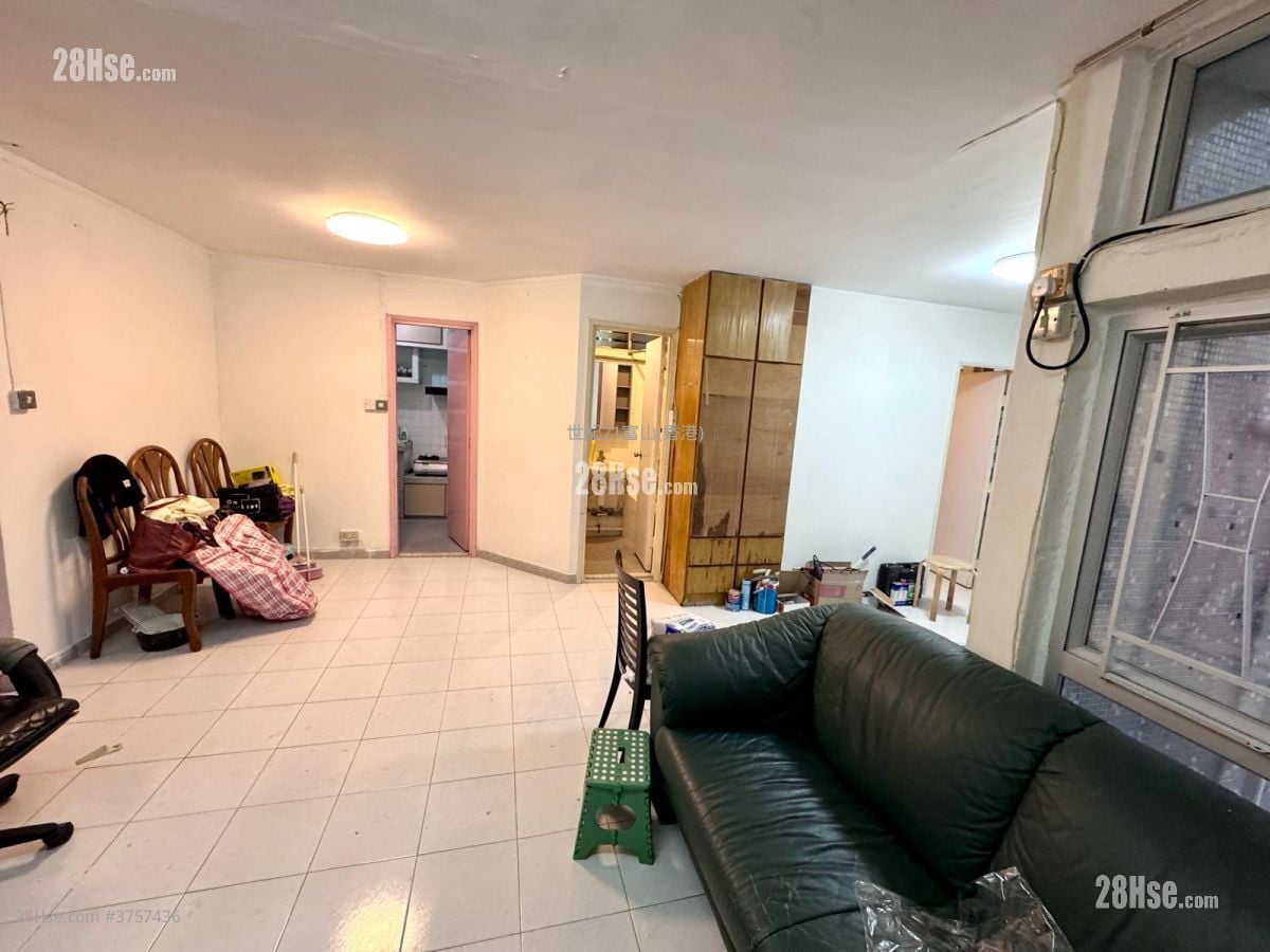 凤德邨 售盘 2 房 , 1 浴室 443 平方尺