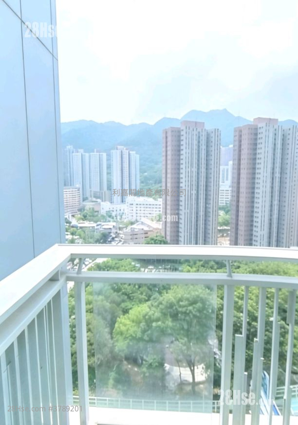 名城 售盘 4 房 , 2 浴室 740 平方尺