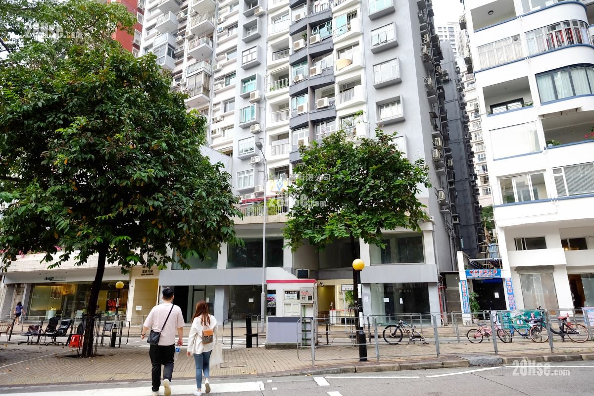 building outlook: Happy Mansion Rental 3 Bedrooms , 2 Bathrooms 1,155 ft²