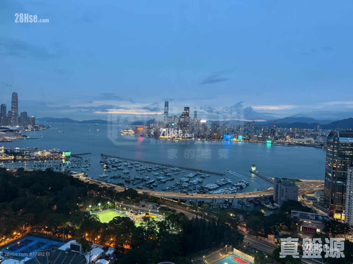 Park Towers Sell 3 Bedrooms , 2 Bathrooms