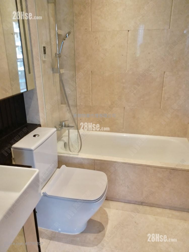 The Papillons Rental 2 Bedrooms , 1 Bathroom 520 ft²