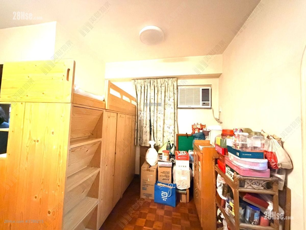 Uptown Plaza Sell 2 Bedrooms 465 ft²