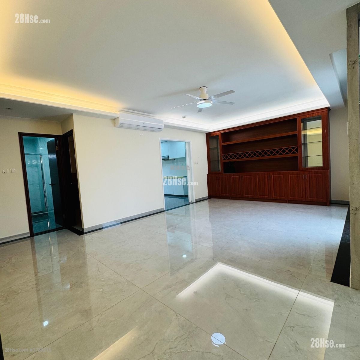 Monte Carlo Villas Sell 5+ Bedrooms , 4 Bathrooms 2,044 ft²