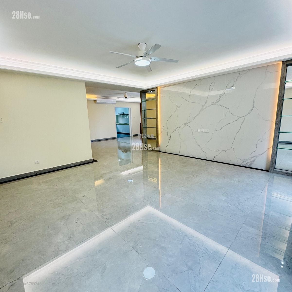 Monte Carlo Villas Sell 5+ Bedrooms , 4 Bathrooms 2,044 ft²