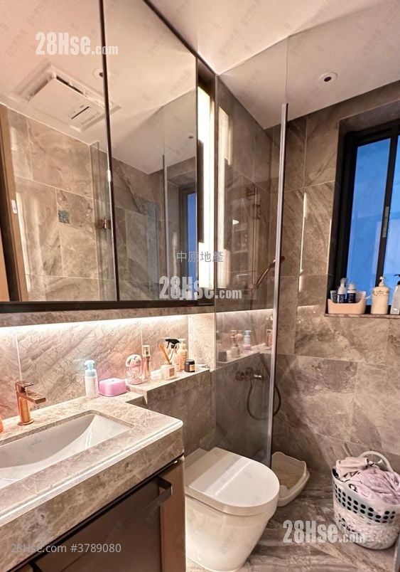 In One Sell 364 ft²