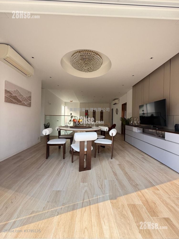 Sau Lai Garden Sell 5+ Bedrooms 2,655 ft²