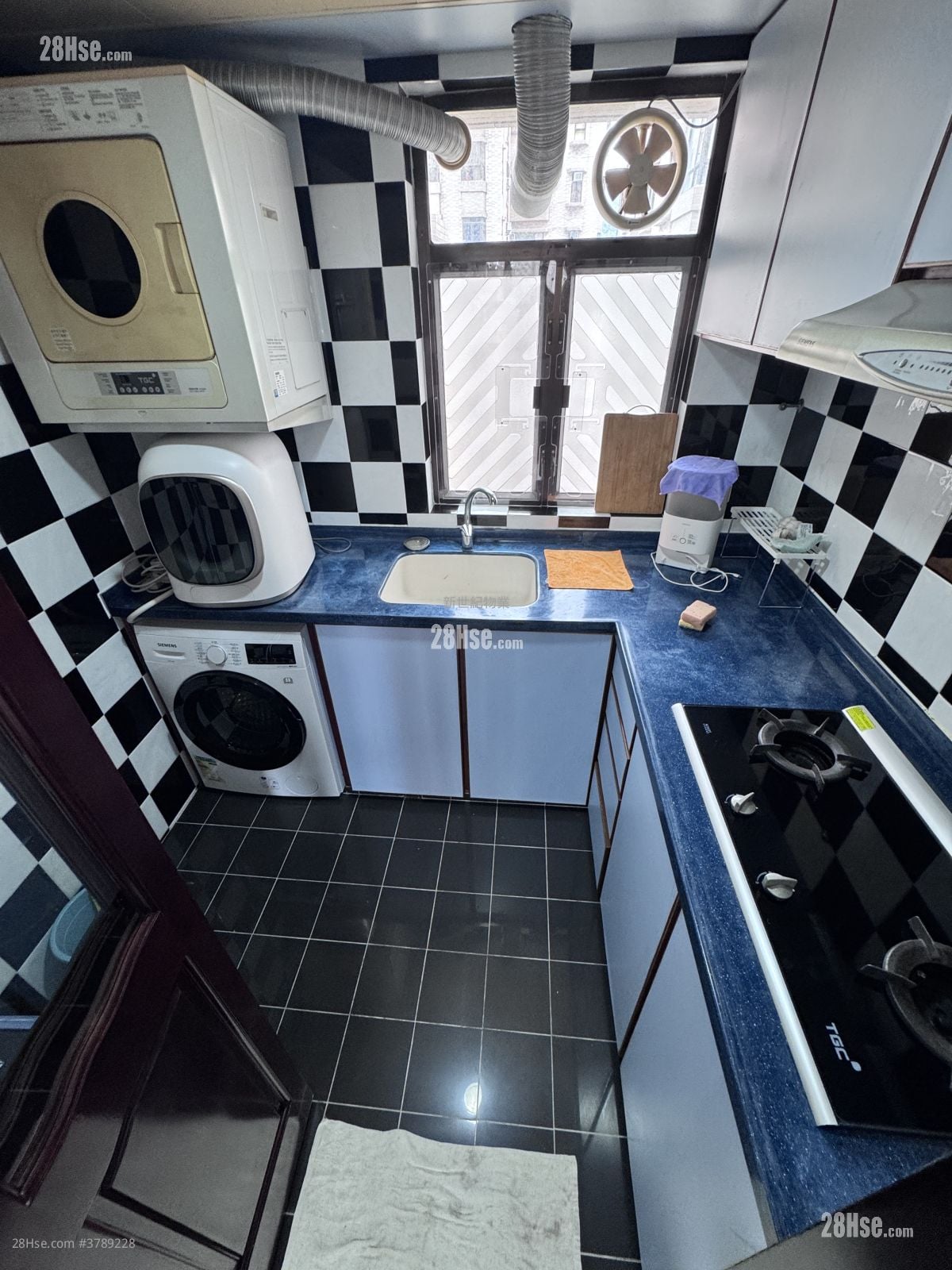 维多利中心 租盘 2 房 , 1 浴室 572 平方尺