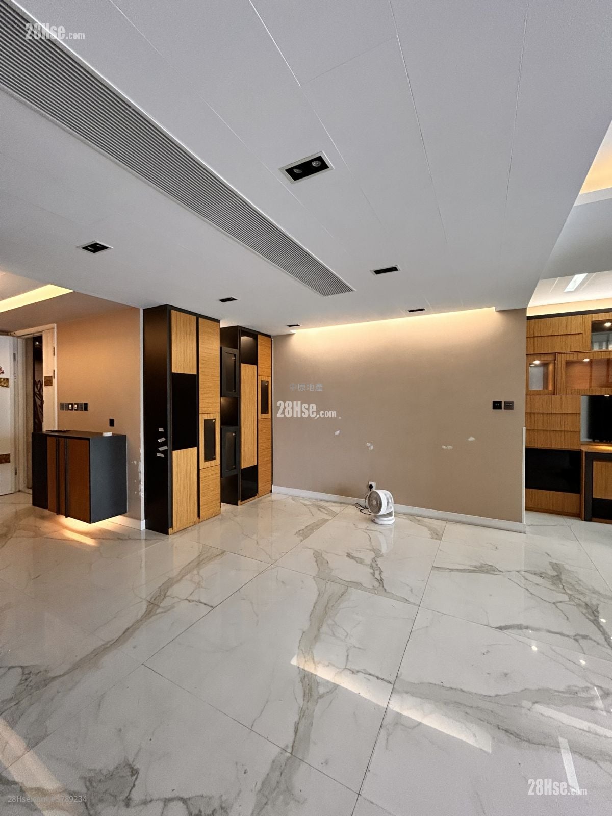 Celestial Heights Sell 3 Bedrooms , 2 Bathrooms 1,746 ft²