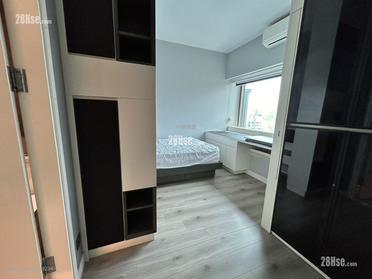 Celestial Heights Sell 3 Bedrooms , 2 Bathrooms 1,746 ft²