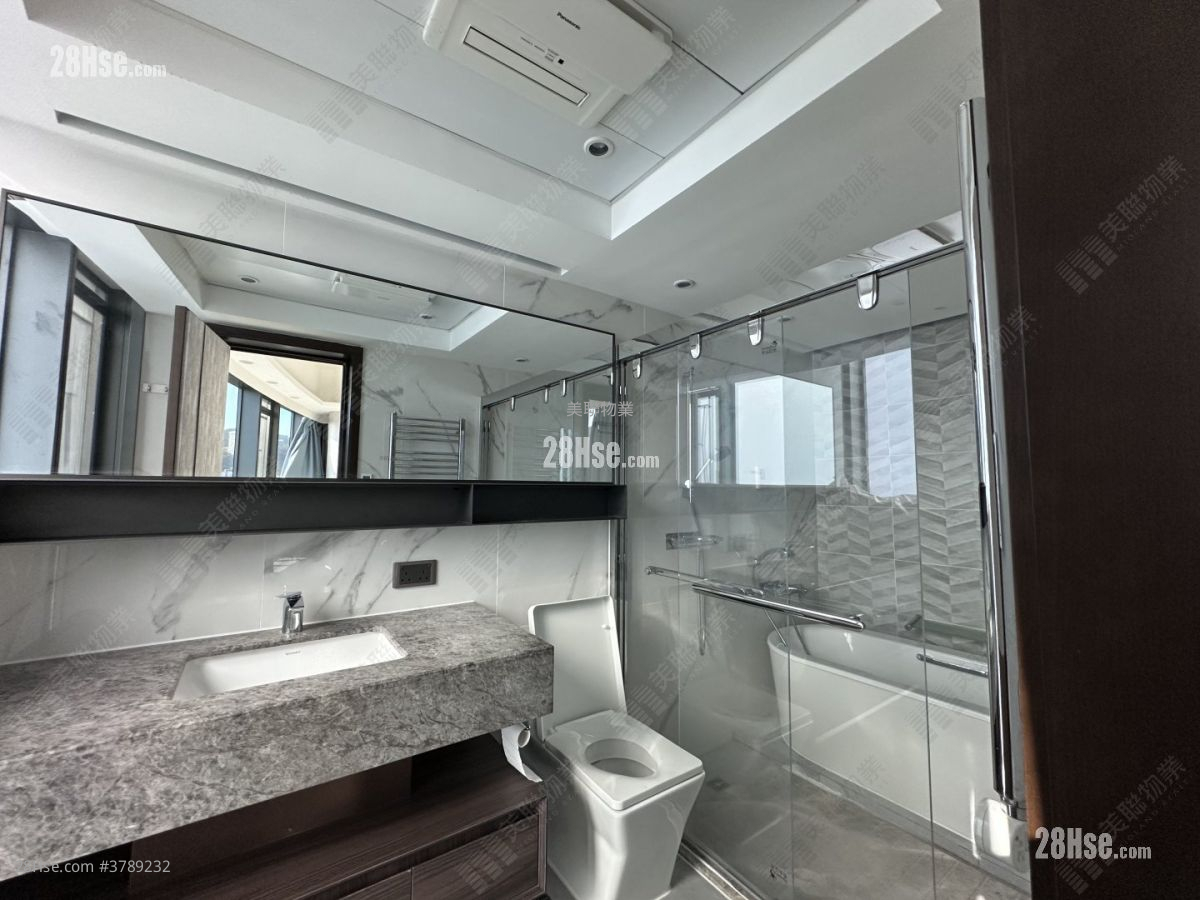 溋玥天赋海湾 售盘 3 房 1,468 平方尺