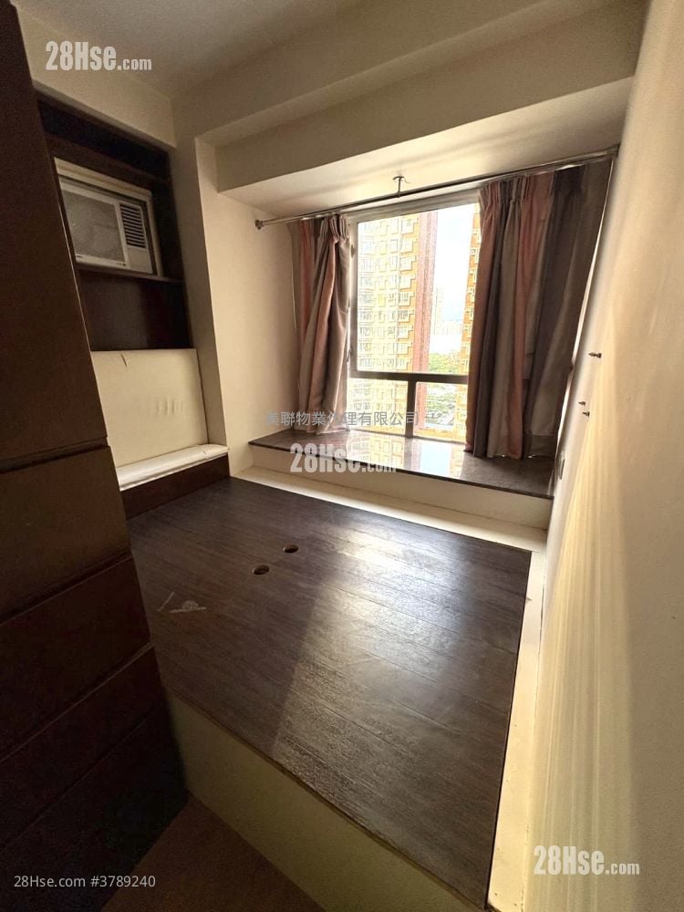 希尔顿中心 售盘 2 房 , 1 浴室 283 平方尺