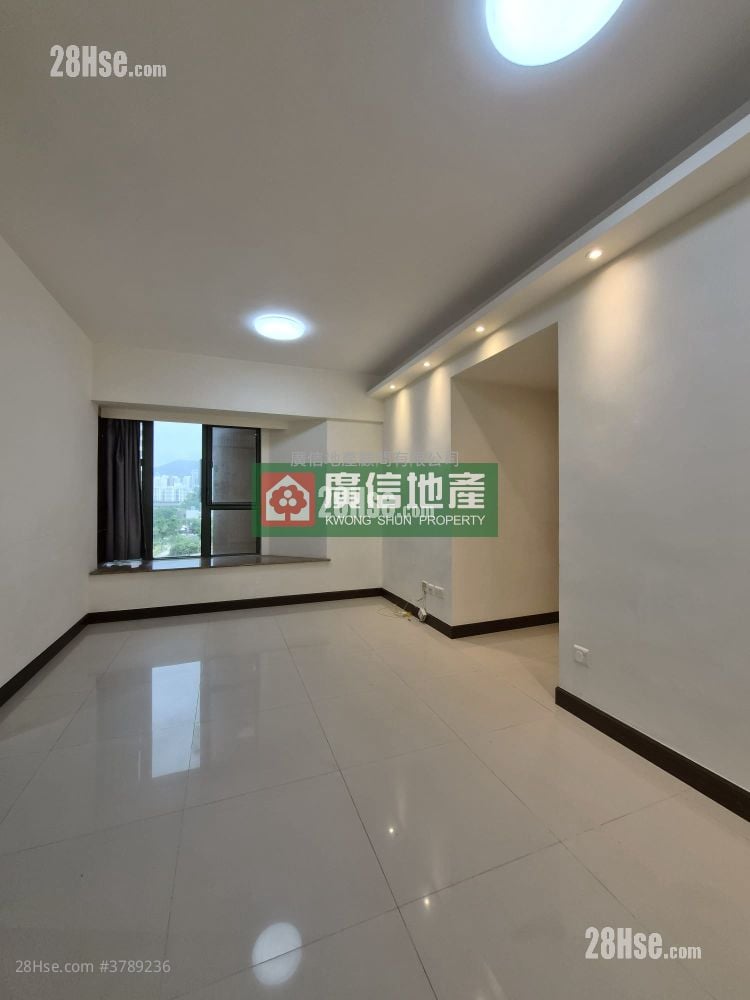 Island Harbourview Rental 2 Bedrooms , 1 Bathroom 459 ft²