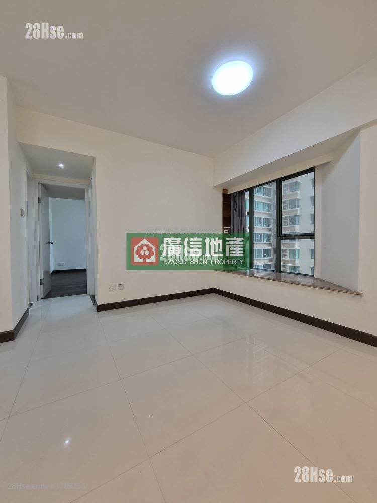 Island Harbourview Rental 2 Bedrooms , 1 Bathroom 459 ft²