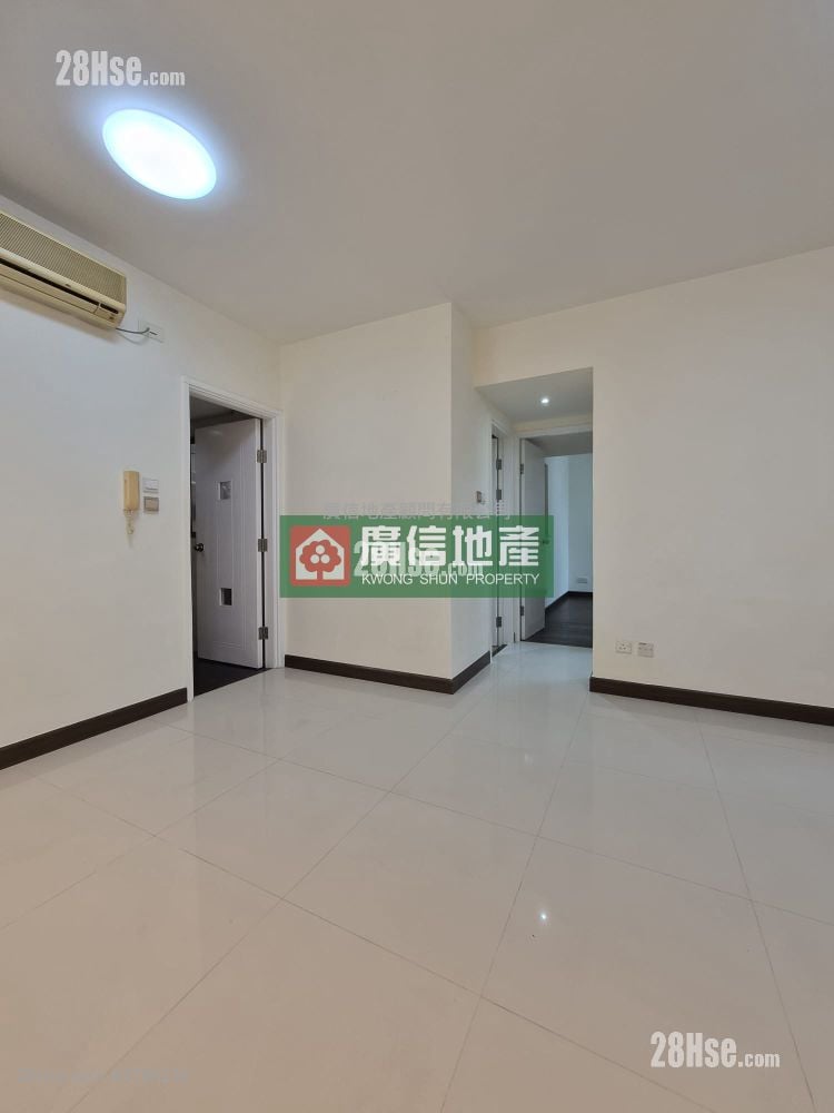 Island Harbourview Rental 2 Bedrooms , 1 Bathroom 459 ft²