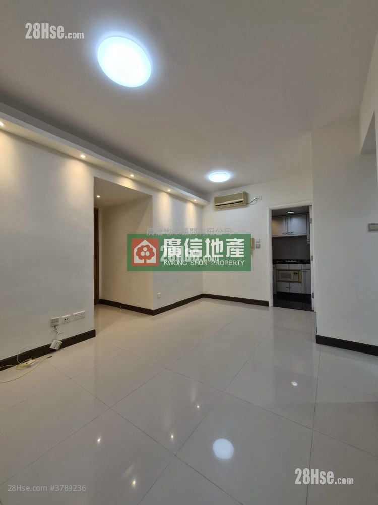 Island Harbourview Rental 2 Bedrooms , 1 Bathroom 459 ft²